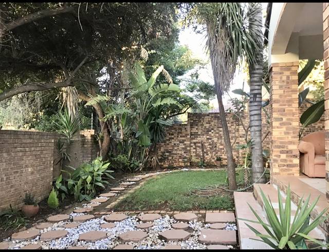 3 BEDROOM TOWNHOUSE TO LET IN MORELETA PARK